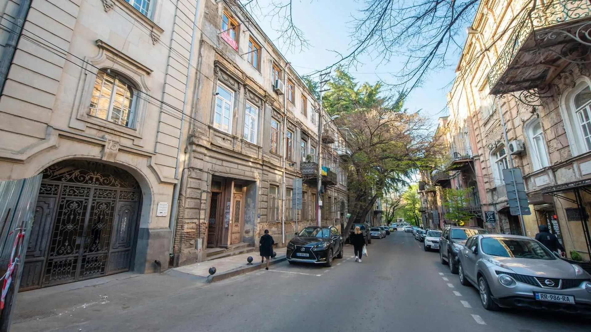 Apartment In Old Tiflis