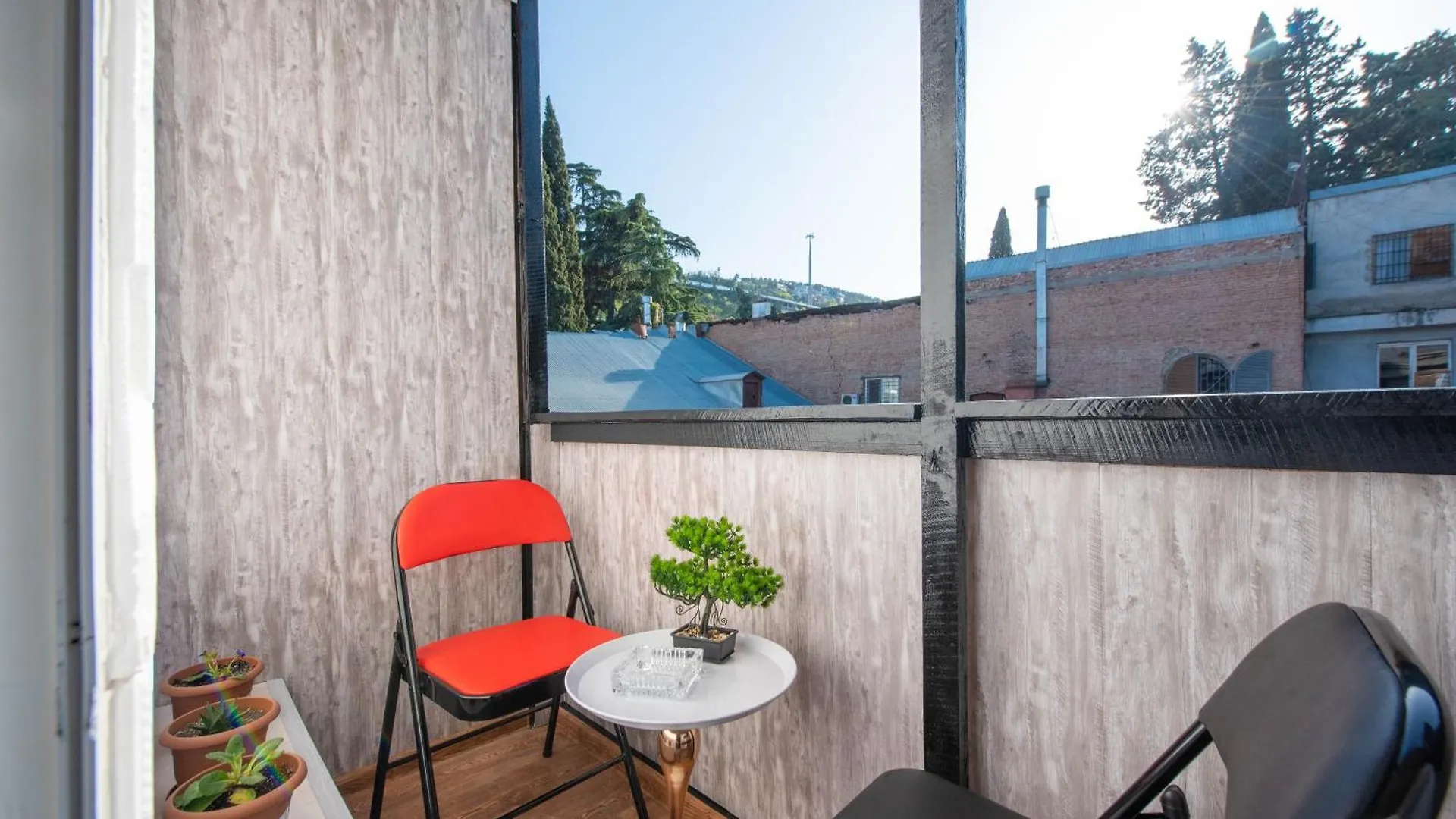 Apartment In Old Tbilisi